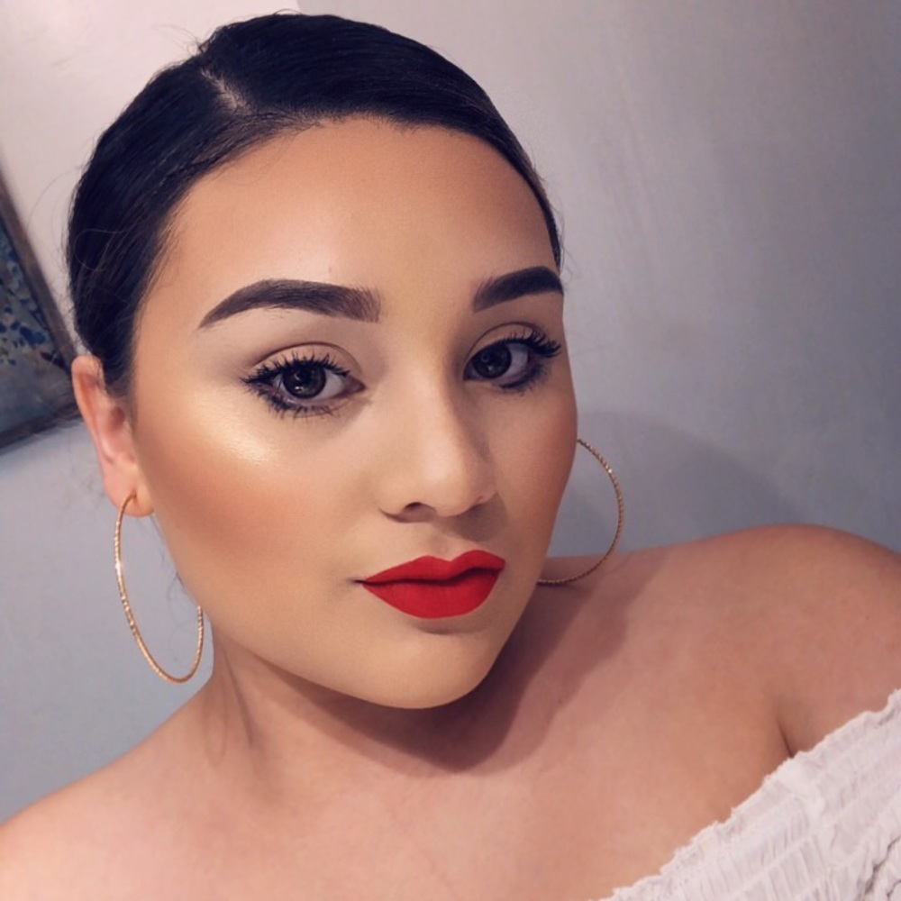 Meet your Posher, Vanessa